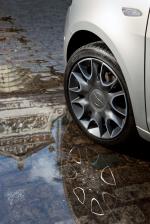 Chrysler Ypsilon 2011 года